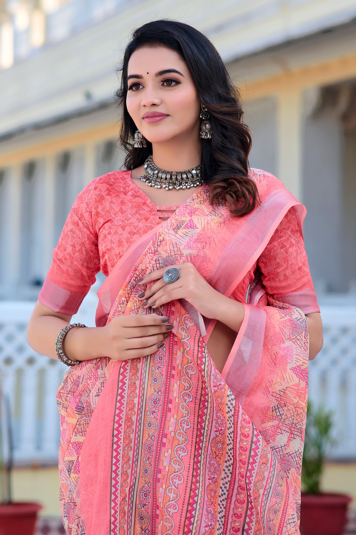 Daisy Peach Color Pure Cotton Lilen With Digital Printed Designer Saree