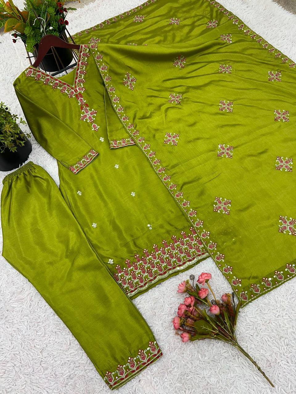 Reception Wear Green Color Pure Chinon Silk With 5mm Embroidery Sequence Work Salwar Suit