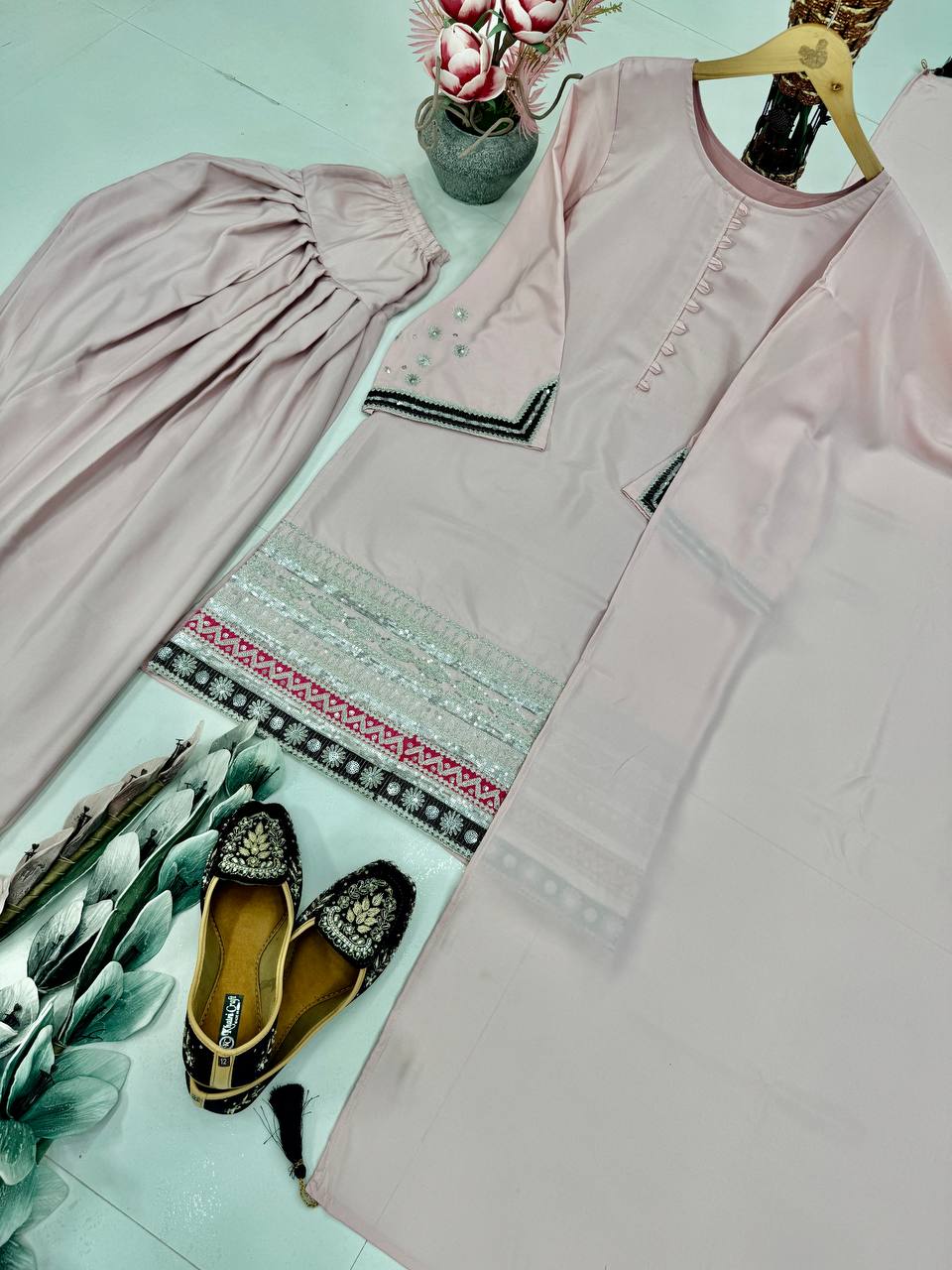 Festive Wear Dusty Pink Color Heavy Natural Creap