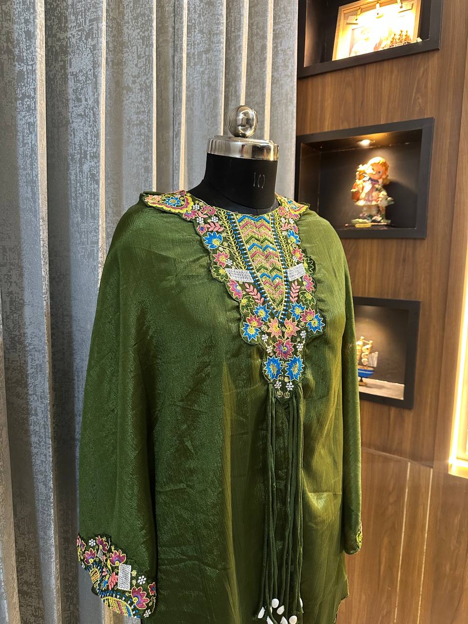 Luxuriant Green Color Heavy Chinon With Embroidery Sequins Work Palazzo Suit