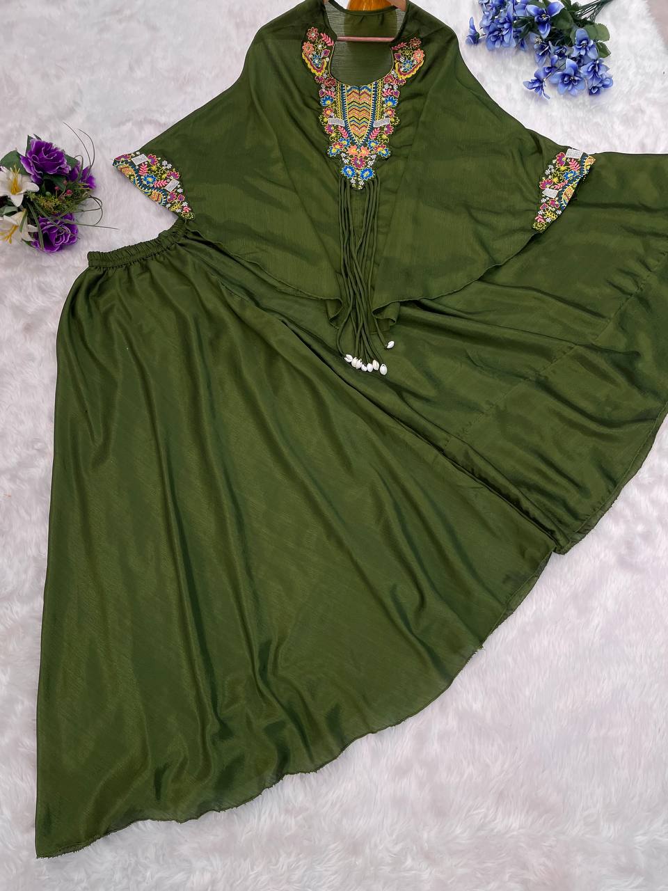 Luxuriant Green Color Heavy Chinon With Embroidery Sequins Work Palazzo Suit