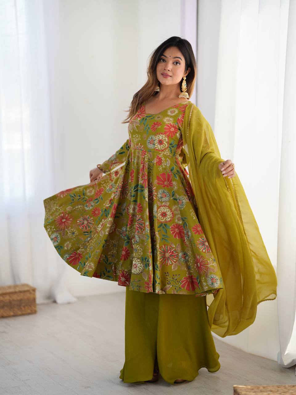 Dazzling Green Color Heavy Pure Soft Roman Silk Chanderi Designer Palazzo Suit