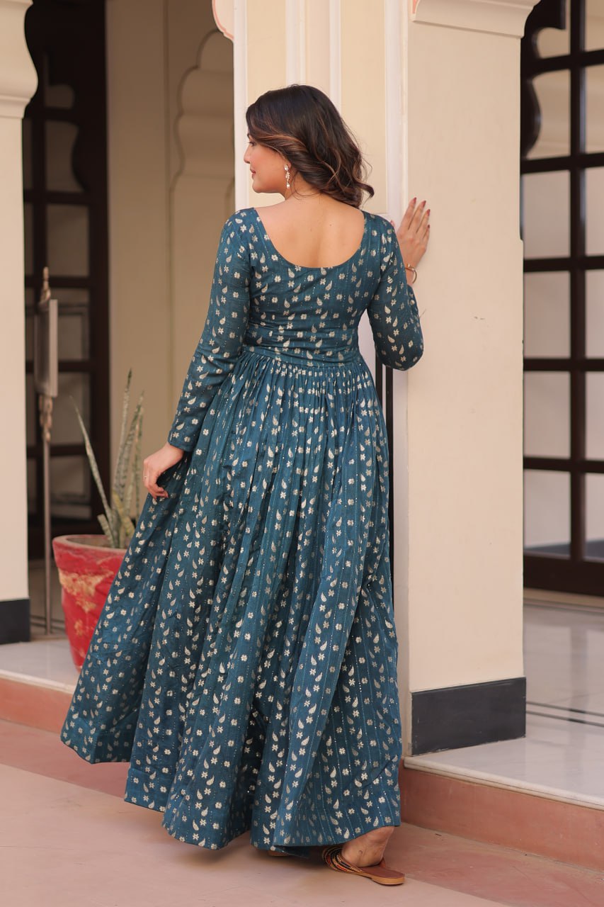 Unique Rama Color Position Print Choli With Staple Jacquard Weaving Work Gown