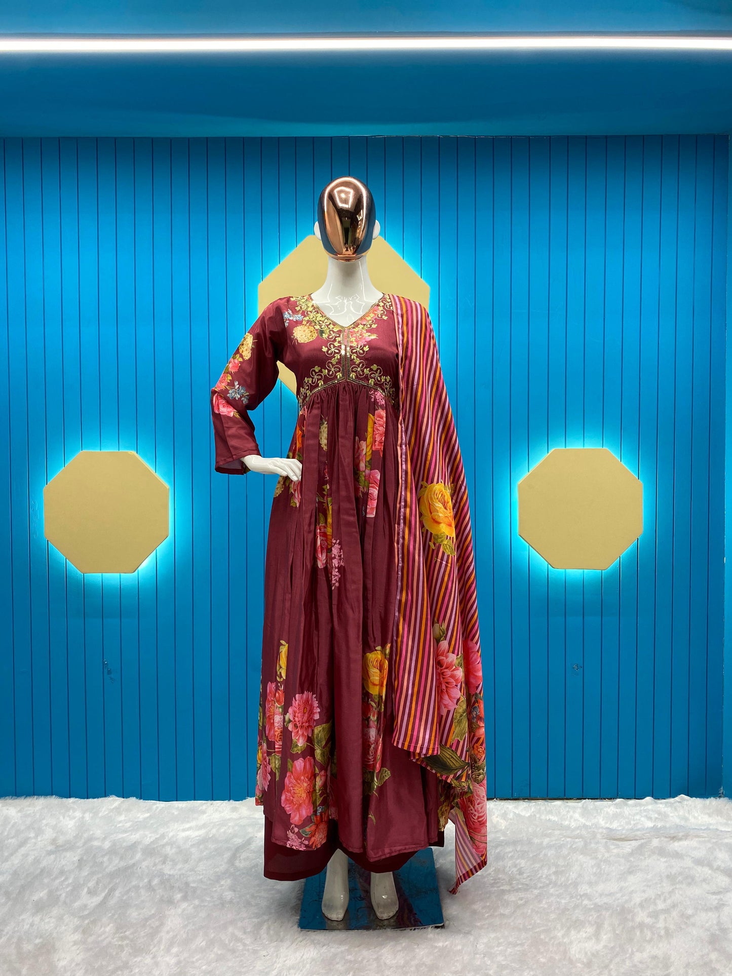 Trendy Work With Print Maroon Color Aliya Cut Suit