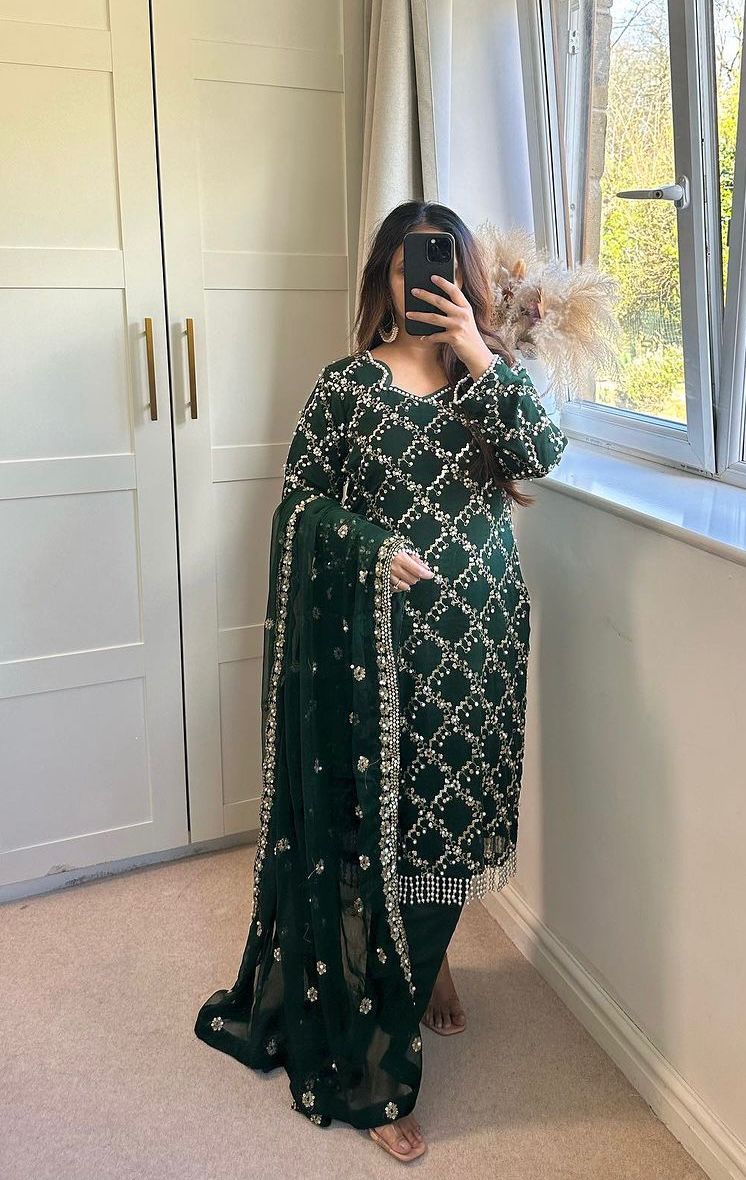 GloriousDark Green Color Full Embroidery Work Salwar Suit