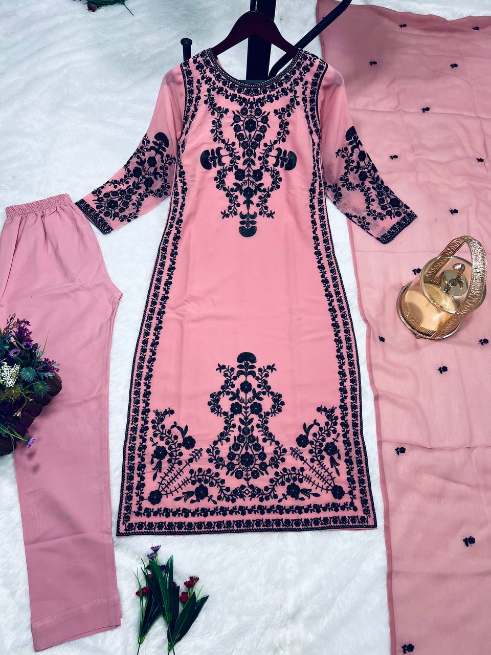 Marvelous Pink Color Thread Work Salwar Suit
