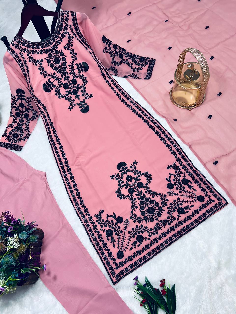 Marvelous Pink Color Thread Work Salwar Suit