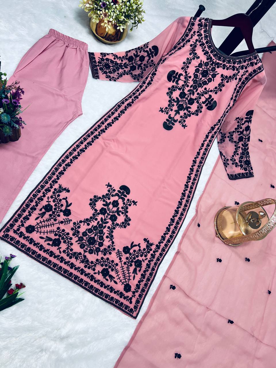 Marvelous Pink Color Thread Work Salwar Suit