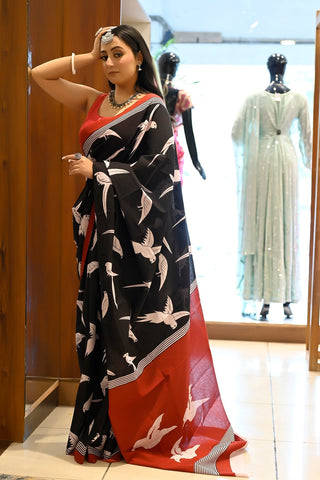 Innovative Black Color Pure Cotton Lilen With Digital Bird Printed Designer Saree