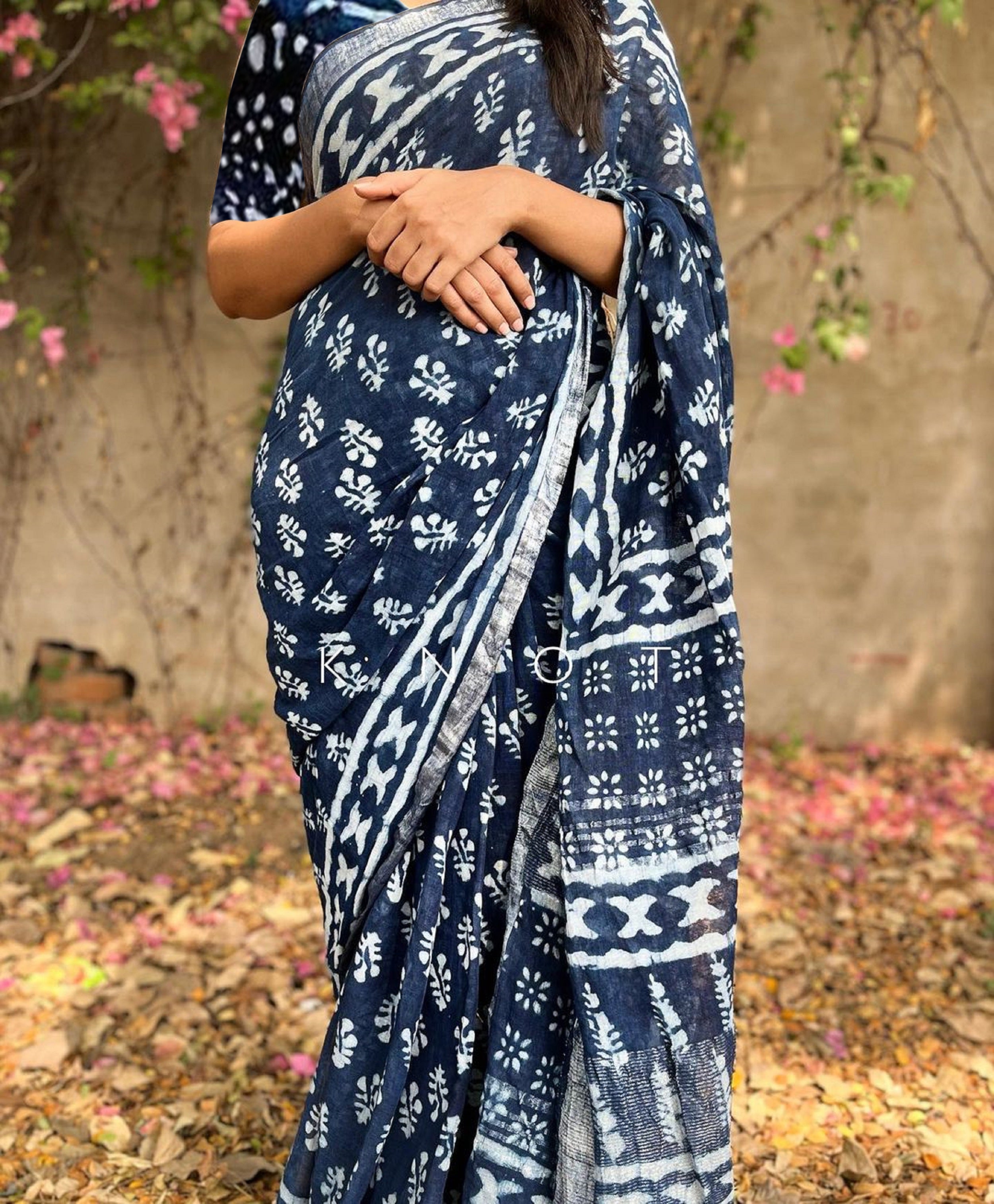 Mesmerizing Navy Blue Color Pure Cotton Lilen With Digital Printed Designer Saree