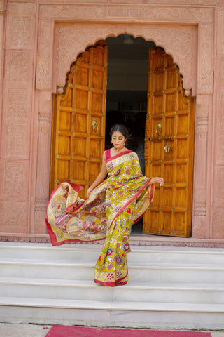 Classy Mustard Color Color Pure Cotton Lilen With Digital Printed Designer Saree