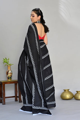 Elegant Black Color Color Pure Cotton Lilen With Digital Printed Designer Saree