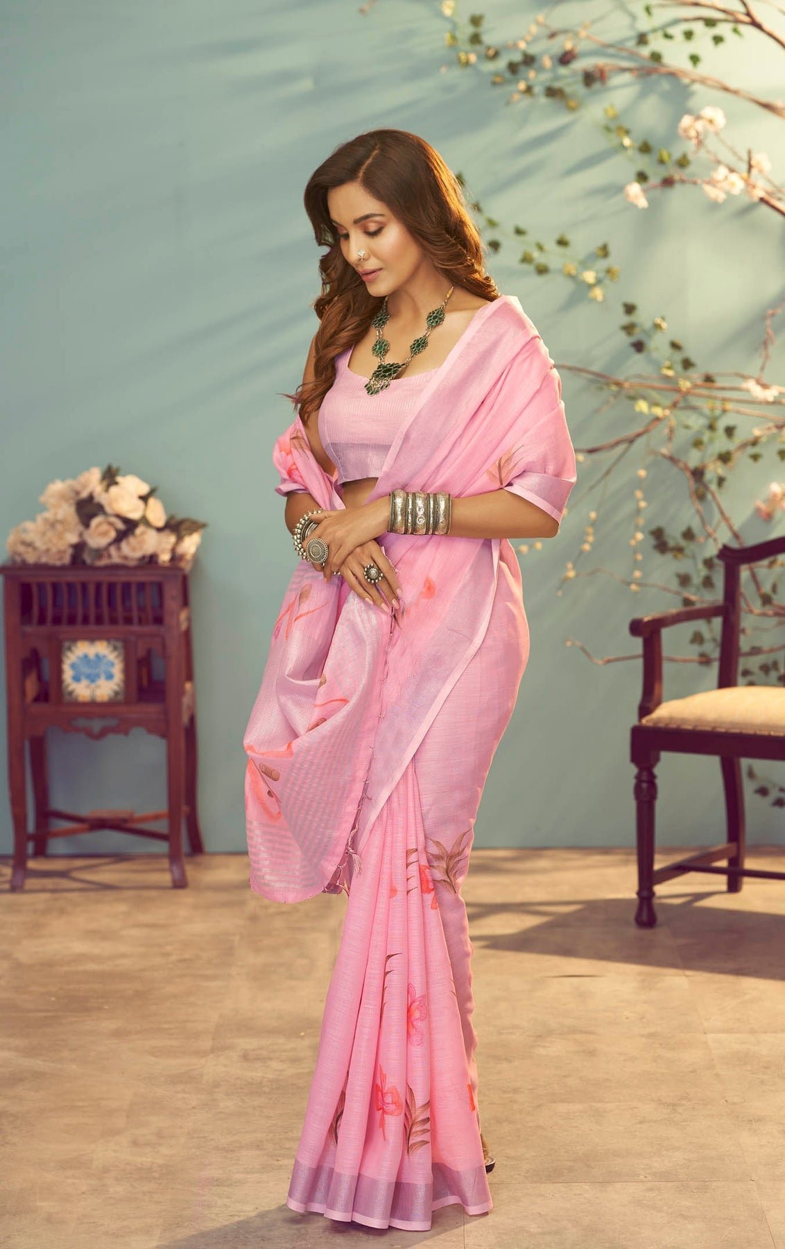 Terrific Baby Pink Color Color Pure Cotton Lilen With Digital Printed Designer Saree