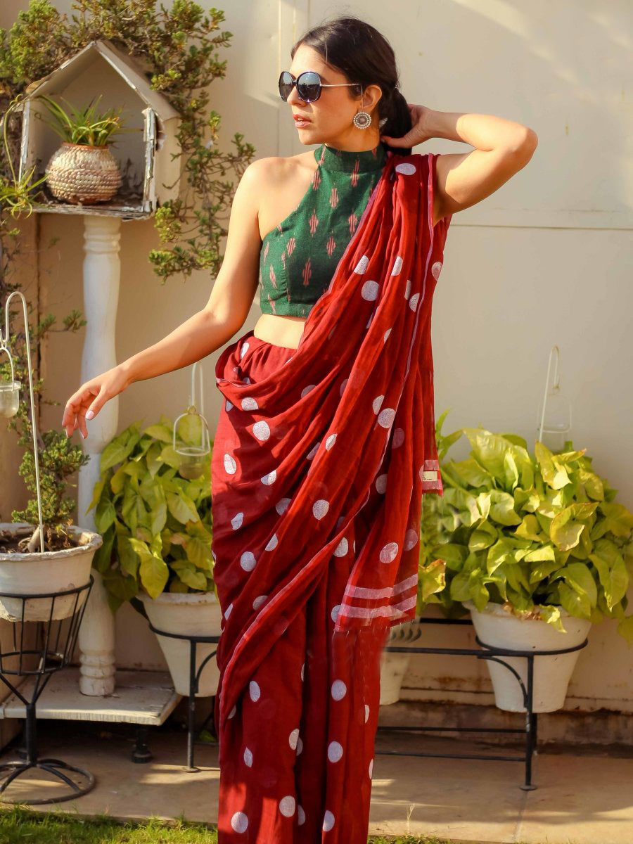 Delightful Red Color Color Pure Cotton Lilen With Digital Printed Designer Saree