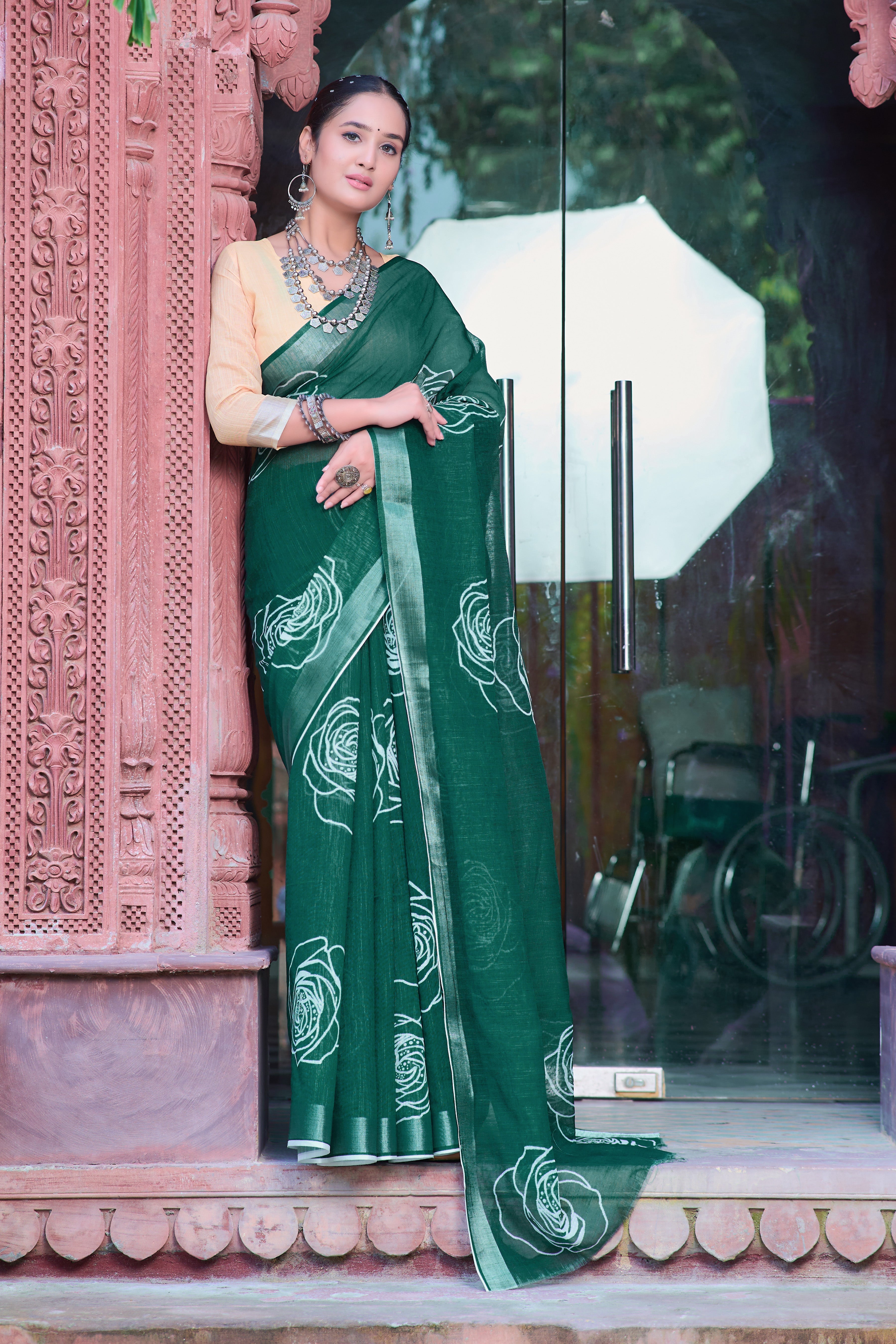 Superhit Green Color Color Pure Cotton Lilen With Digital Printed Designer Saree