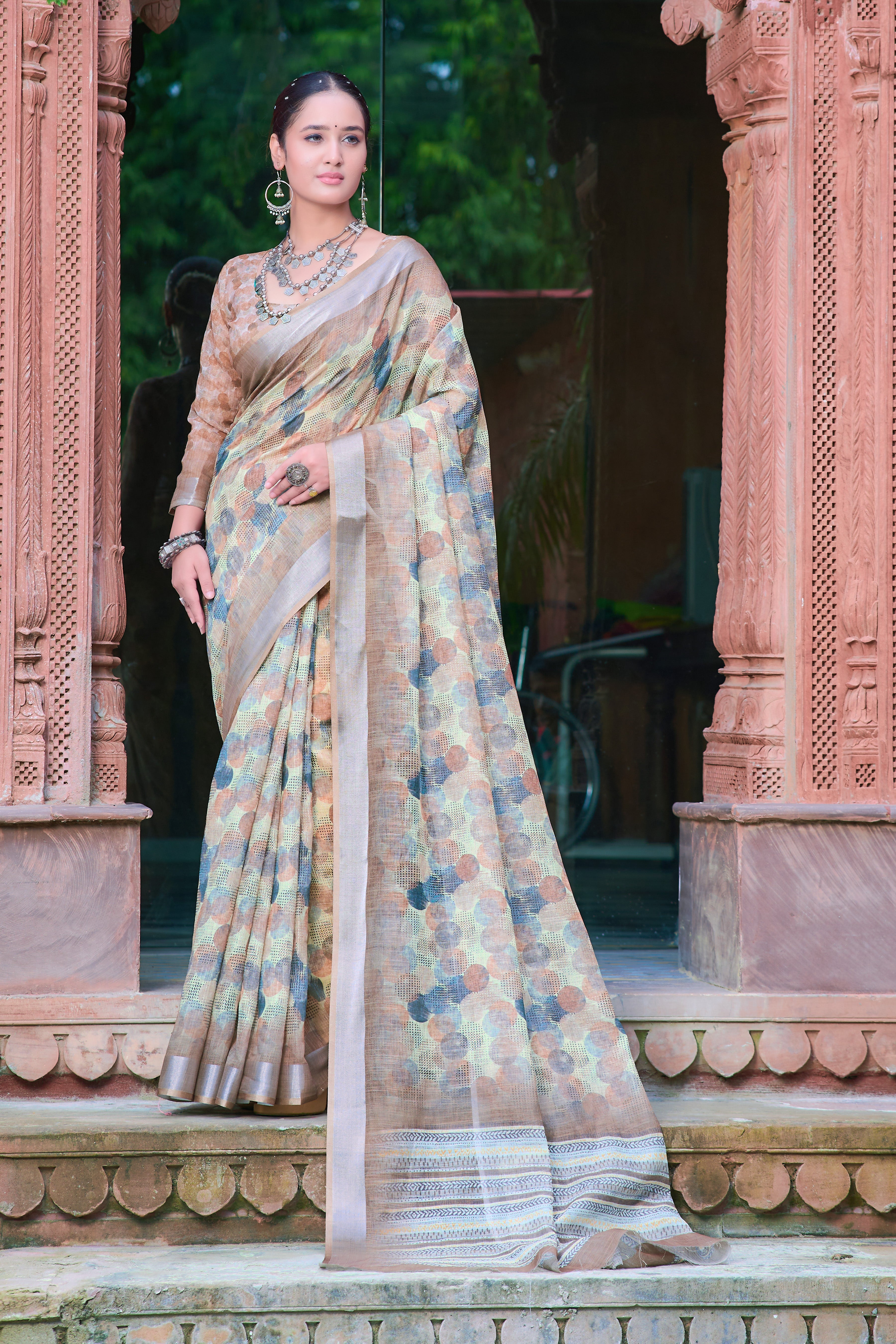 Admiring Multi Color Color Pure Cotton Lilen With Digital Printed Designer Saree