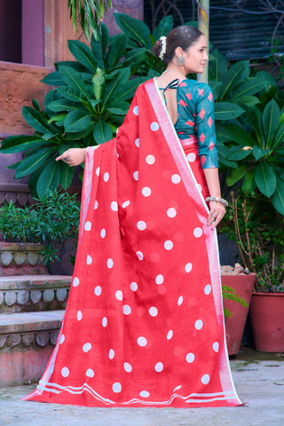 Wonderful Red Color Color Pure Cotton Lilen With Digital Printed Designer Saree