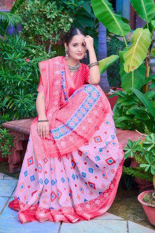 Glossy Baby Pink Color Color Pure Cotton Lilen With Digital Printed Designer Saree