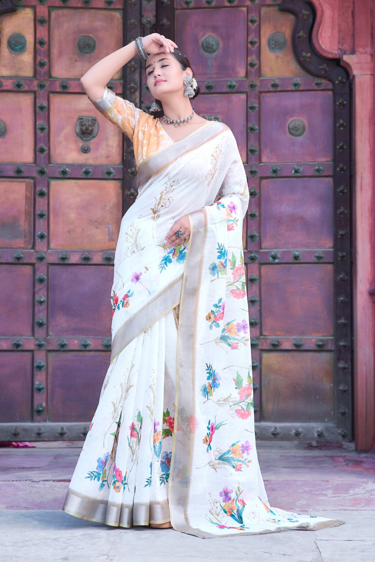 Imposing Off White Color Color Pure Cotton Lilen With Digital Printed Designer Saree