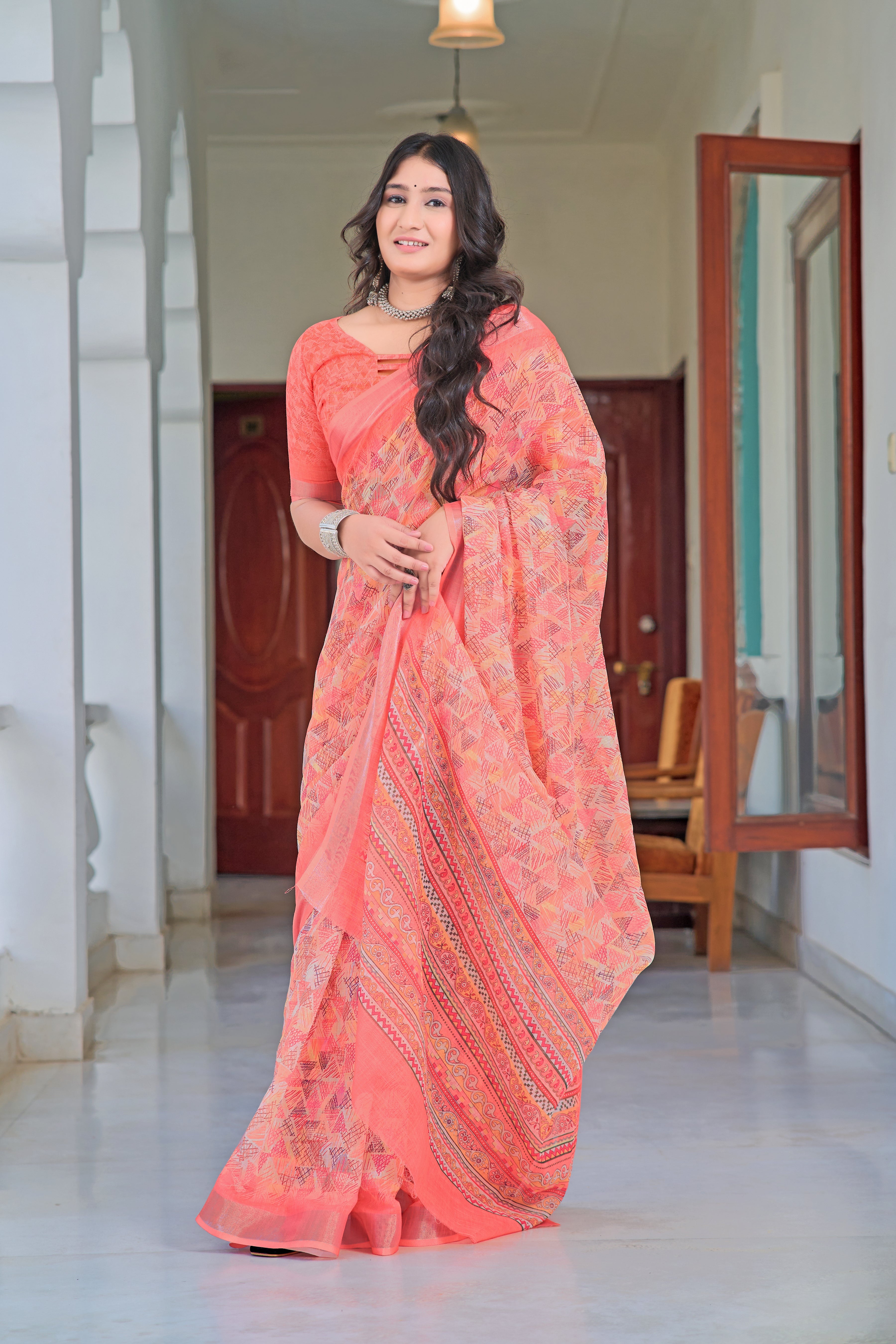 Glorious Peach Color Color Pure Cotton Lilen With Digital Printed Designer Saree