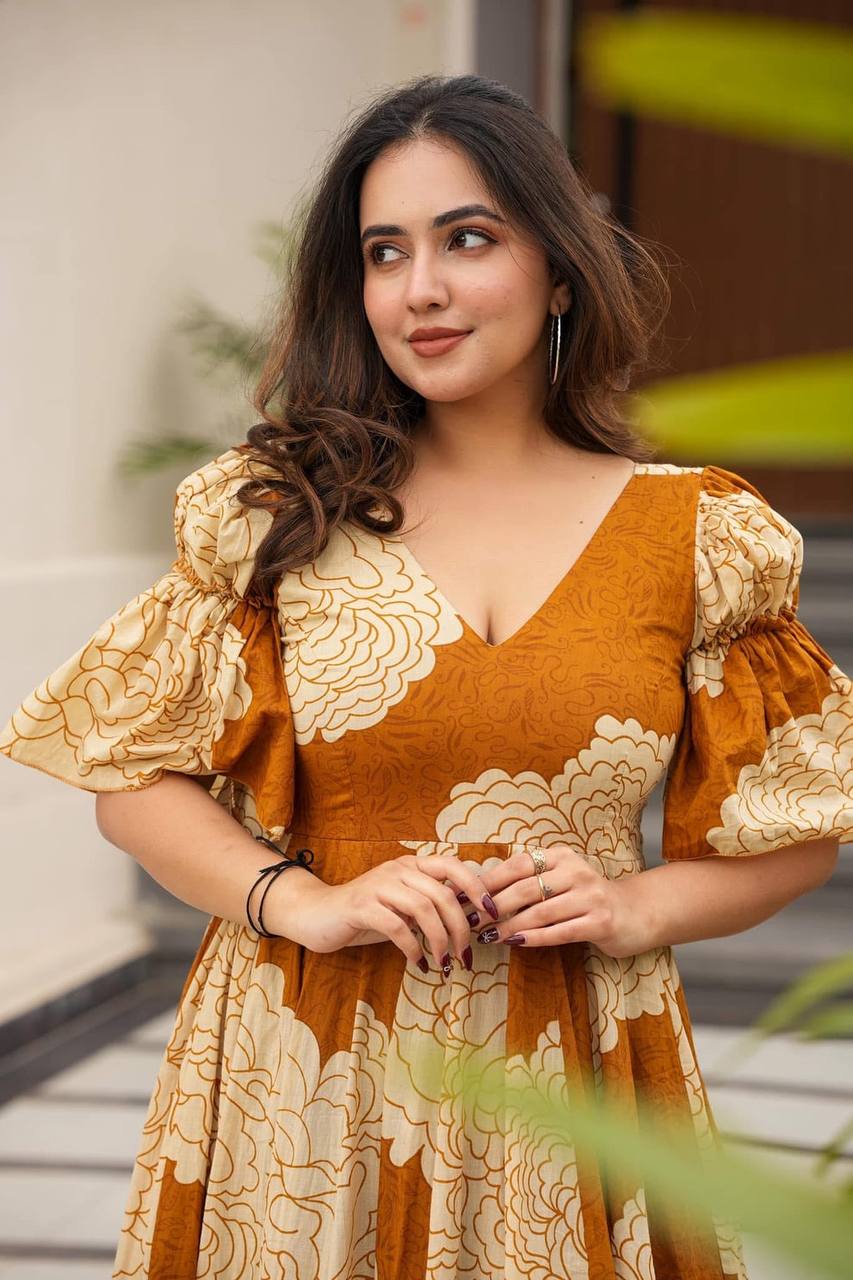Reception Wear Mustard Color Maslin Fabric Digital Print Work Designer Gown