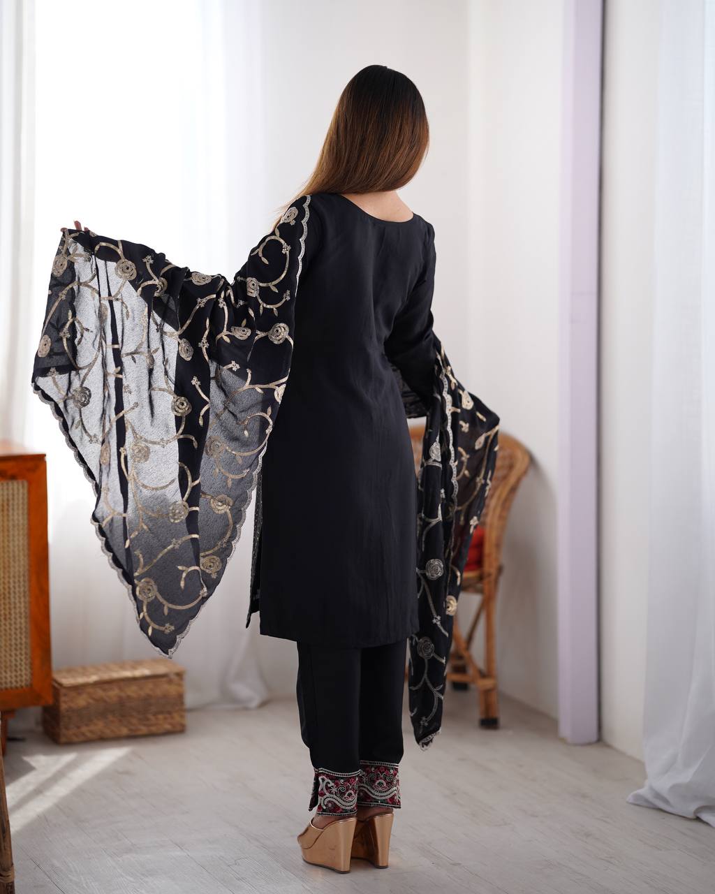 Superhit Black Color Chinon Silk Thread With Sequence Work Salwar Suit