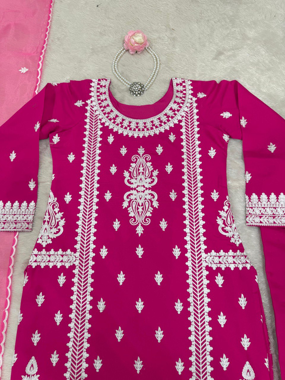 Function Wear Pink Color Roman Silk Chine Stitch Silk Beautiful Salwar Suit