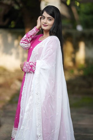 Stunning Pink Color Faux Blooming With Heavy Sequins And Thread Embroidered Work Gown