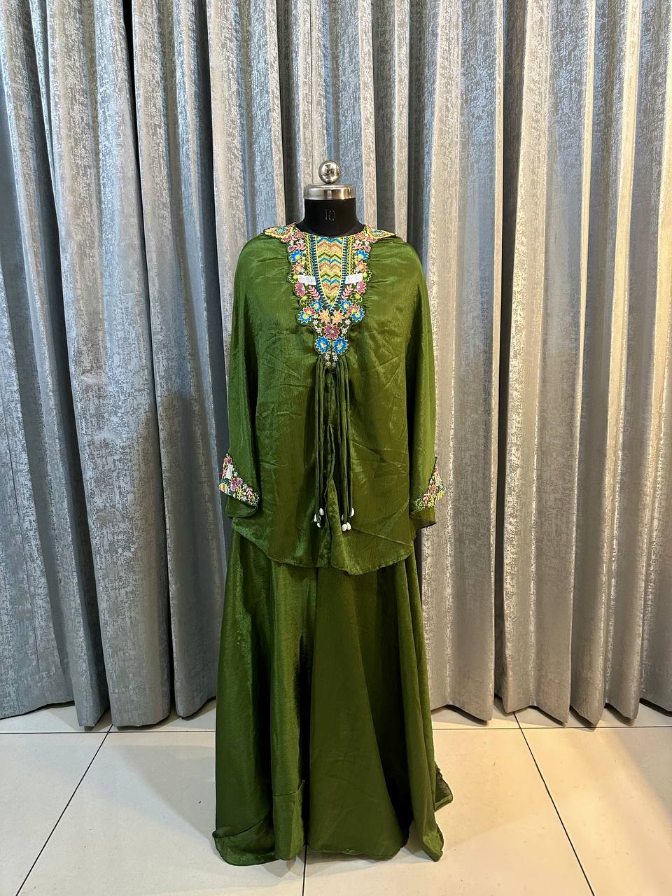 Luxuriant Green Color Heavy Chinon With Embroidery Sequins Work Palazzo Suit