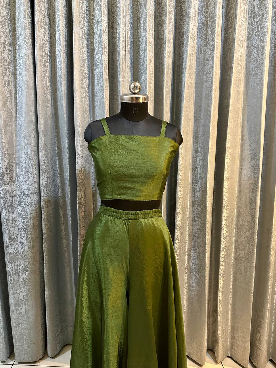 Luxuriant Green Color Heavy Chinon With Embroidery Sequins Work Palazzo Suit