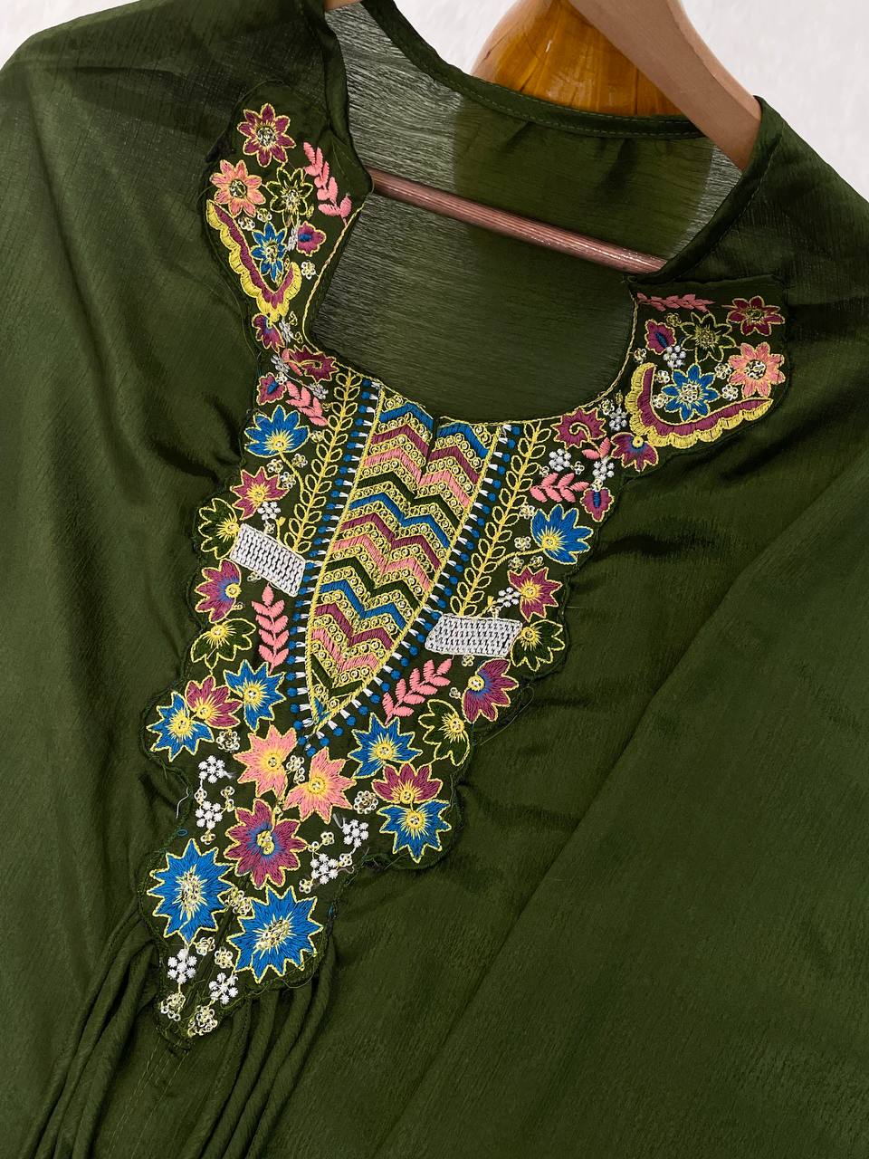Luxuriant Green Color Heavy Chinon With Embroidery Sequins Work Palazzo Suit