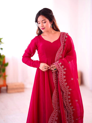 Fashionable Party Wear Look Pink Color Heavy Fandy Silk Gown