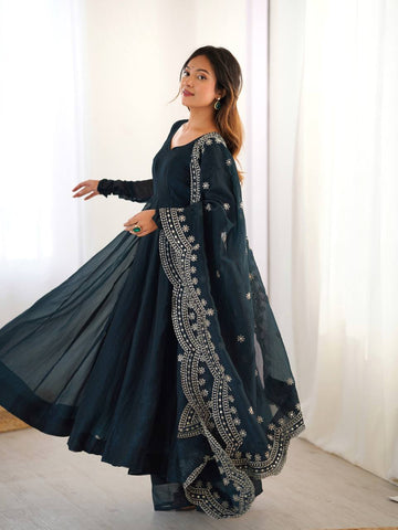 Fashionable Party Wear Look Dark Green Color Heavy Fandy Silk Gown