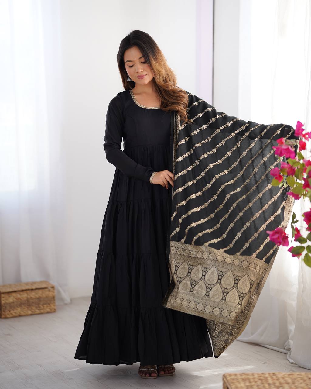 Imposing Black Color Pure Roman Silk Chanderi Fabric Fully Flair Anarkali Gown