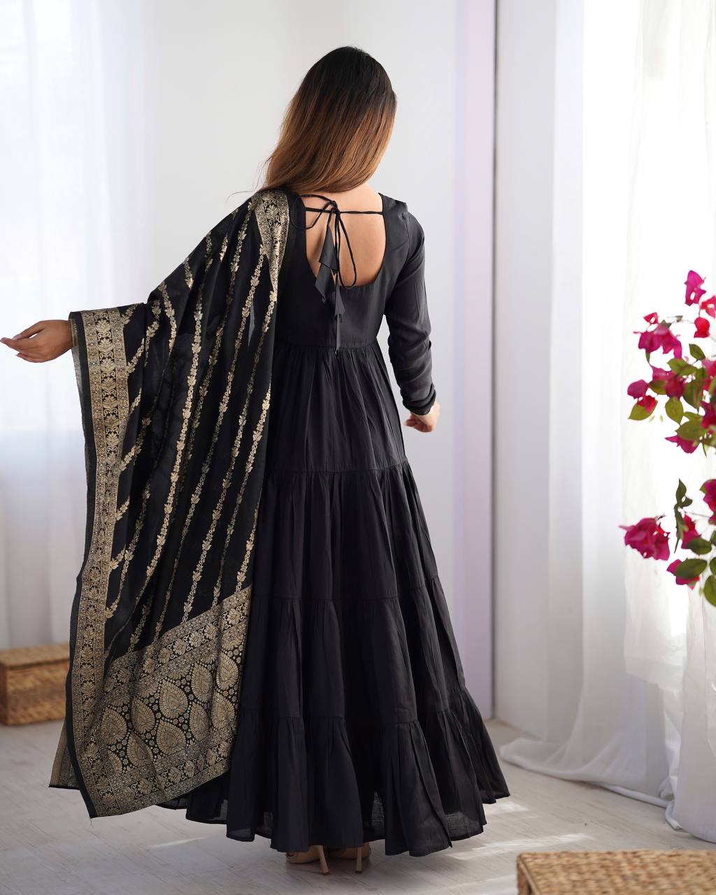 Imposing Black Color Pure Roman Silk Chanderi Fabric Fully Flair Anarkali Gown