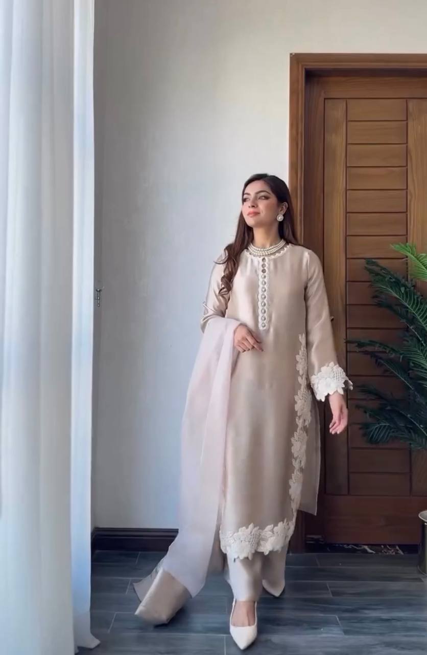 Wedding Wear Cream Color Heavy Natural Silk With Embroidery Work Salwar Suit