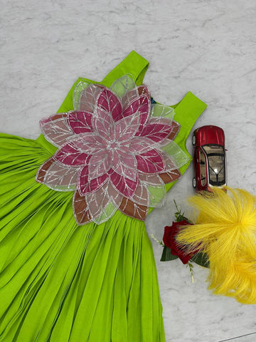Innovative Green Color Parampara Silk And Fancy Flowers Cutting Pasting Work Gown