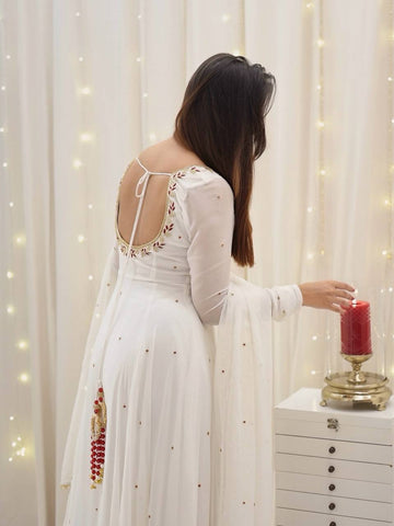 Wedding Wear White Color Faux Georgette With Embroidery Work Beautiful Anarkali Suit