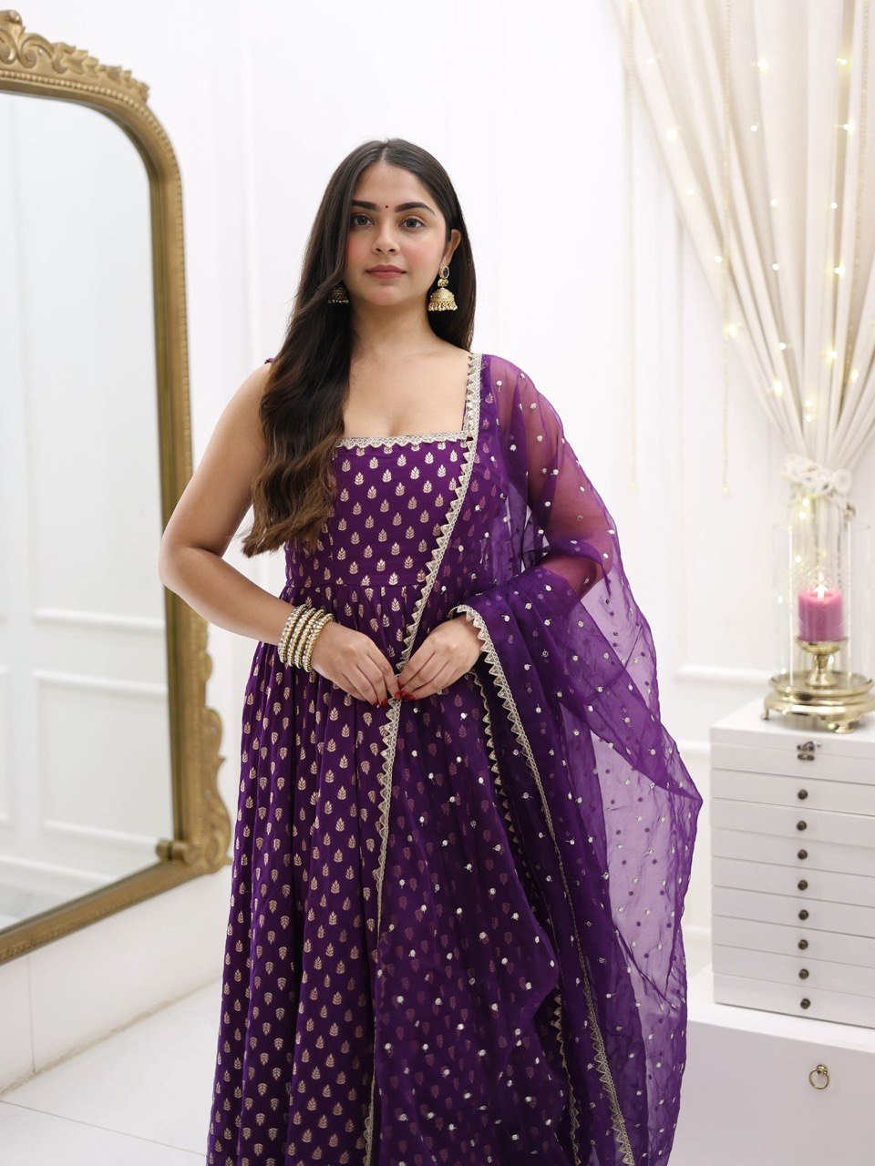 Fancy Purple Color Jacquard Silk Weaving With Lace Broder Beautiful Gown