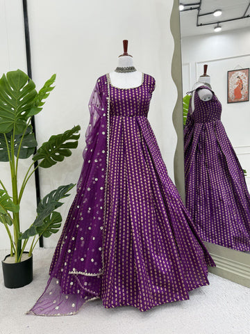 Fancy Purple Color Jacquard Silk Weaving With Lace Broder Beautiful Gown