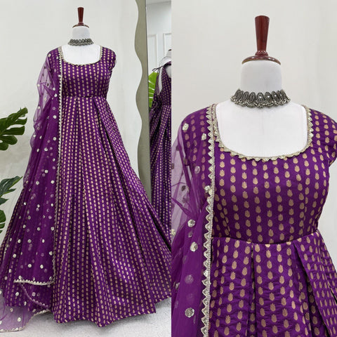 Fancy Purple Color Jacquard Silk Weaving With Lace Broder Beautiful Gown