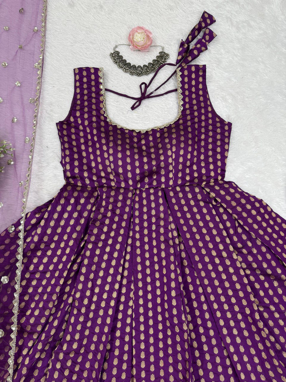 Fancy Purple Color Jacquard Silk Weaving With Lace Broder Beautiful Gown