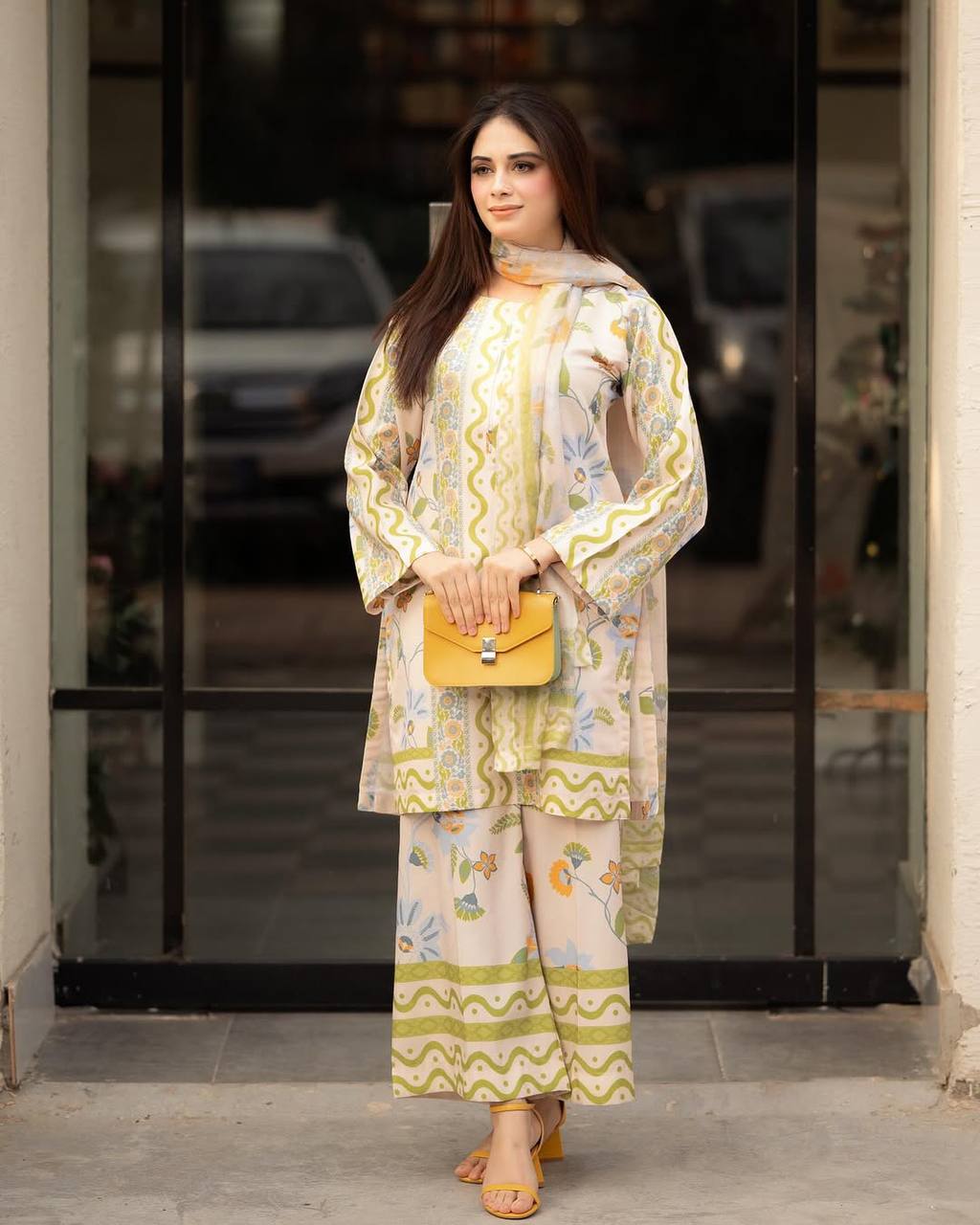 Wedding Wear Pure Natural Crepe Striking Digital Printed Co-ord Palazzo Suit Set