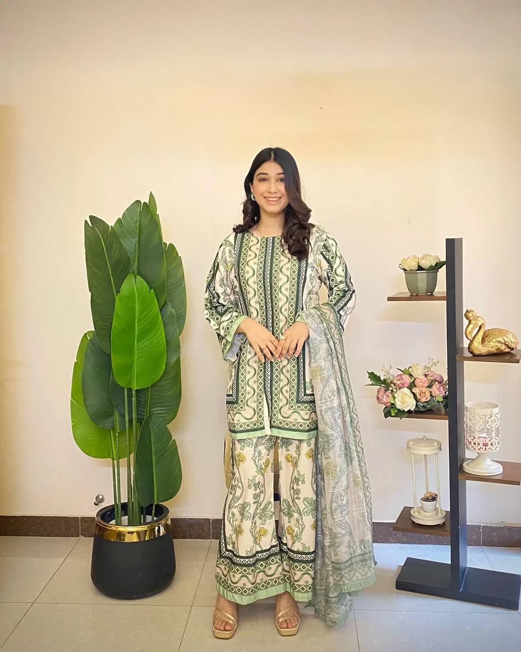 Sangeet Wear Wear Green Color Pure Natural Crepe Matching Digital Printed Co-ord Palazzo Suit Set