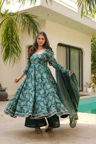 Wedding Wear Green Color Maslin Fabric Digital Print Work Anarkali Suit