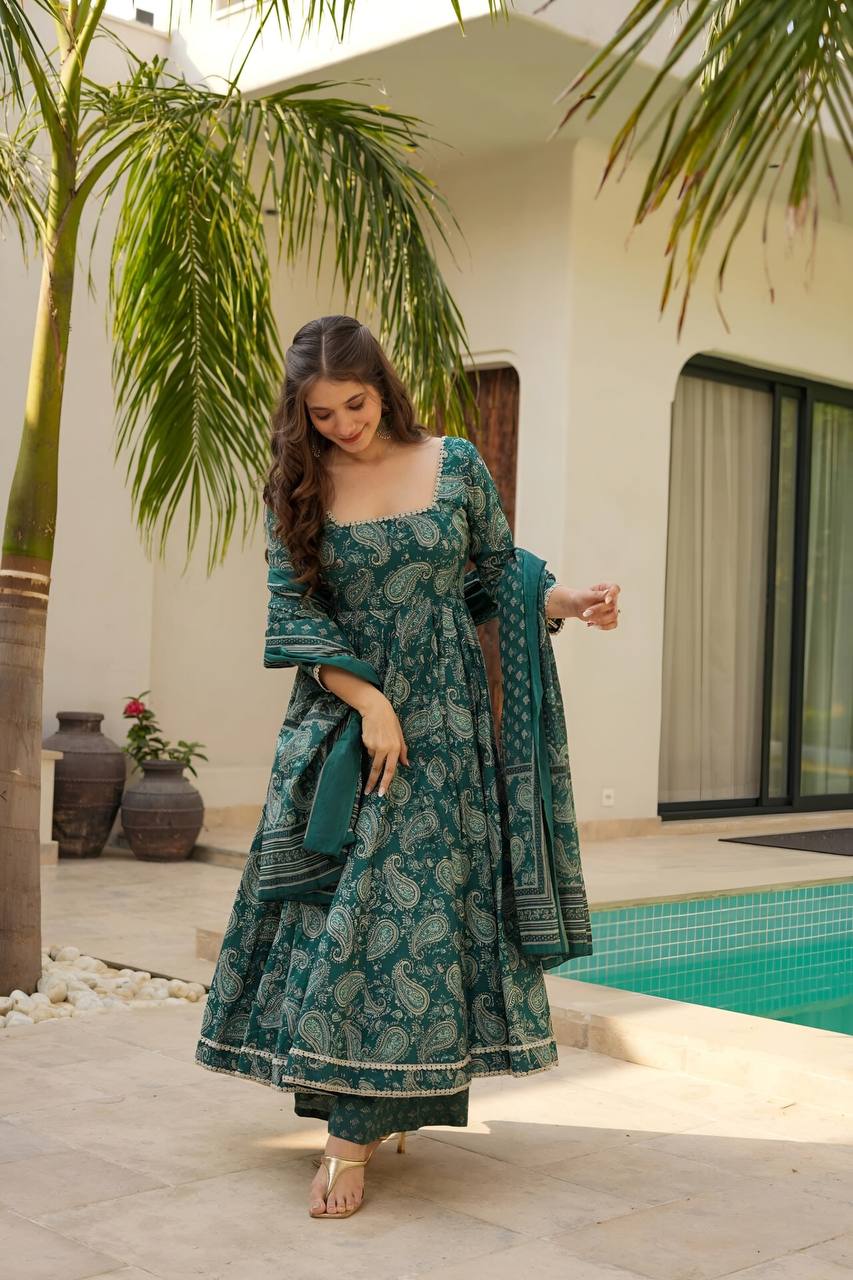 Wedding Wear Green Color Maslin Fabric Digital Print Work Anarkali Suit
