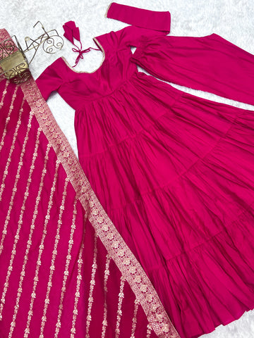 Presenting Pink Color Pure Roman Silk Chanderi Fabric Fully Flair Anarkali Gown With Dupatta
