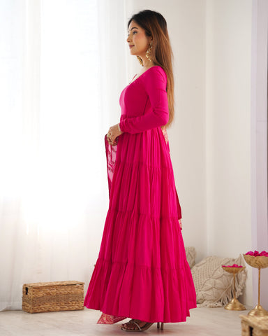 Presenting Pink Color Pure Roman Silk Chanderi Fabric Fully Flair Anarkali Gown With Dupatta