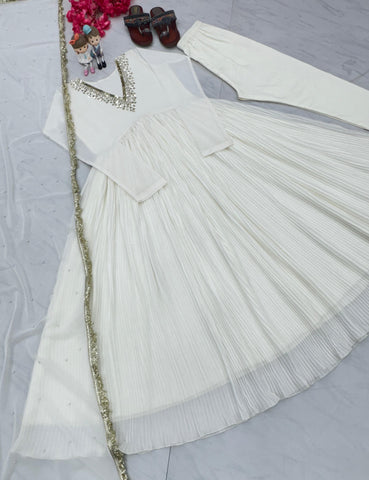 Plated White Color Innovative Alia Cut Gown