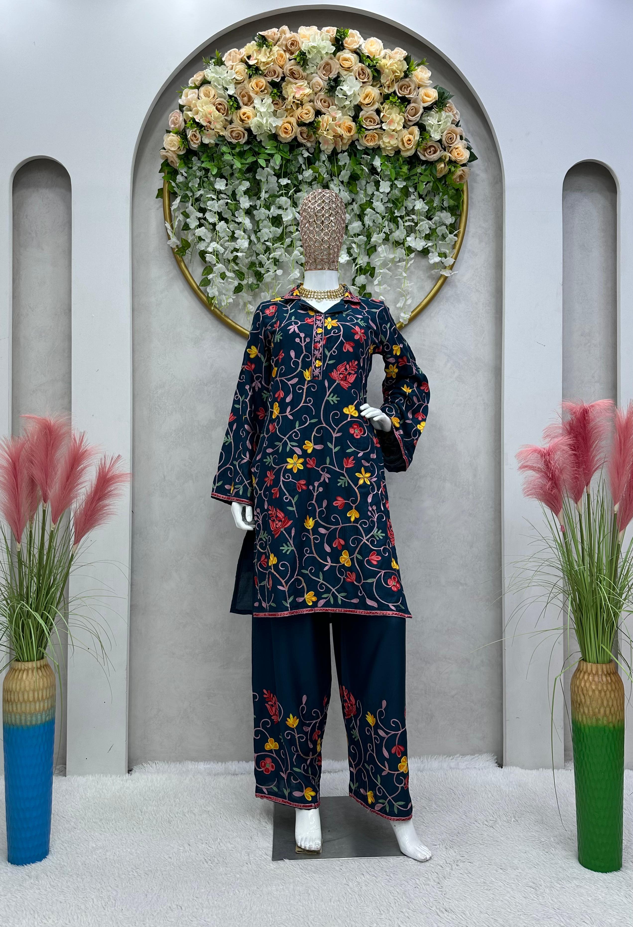 Fabulous Navy Blue Color Thread Chain Work Kurti With Pant